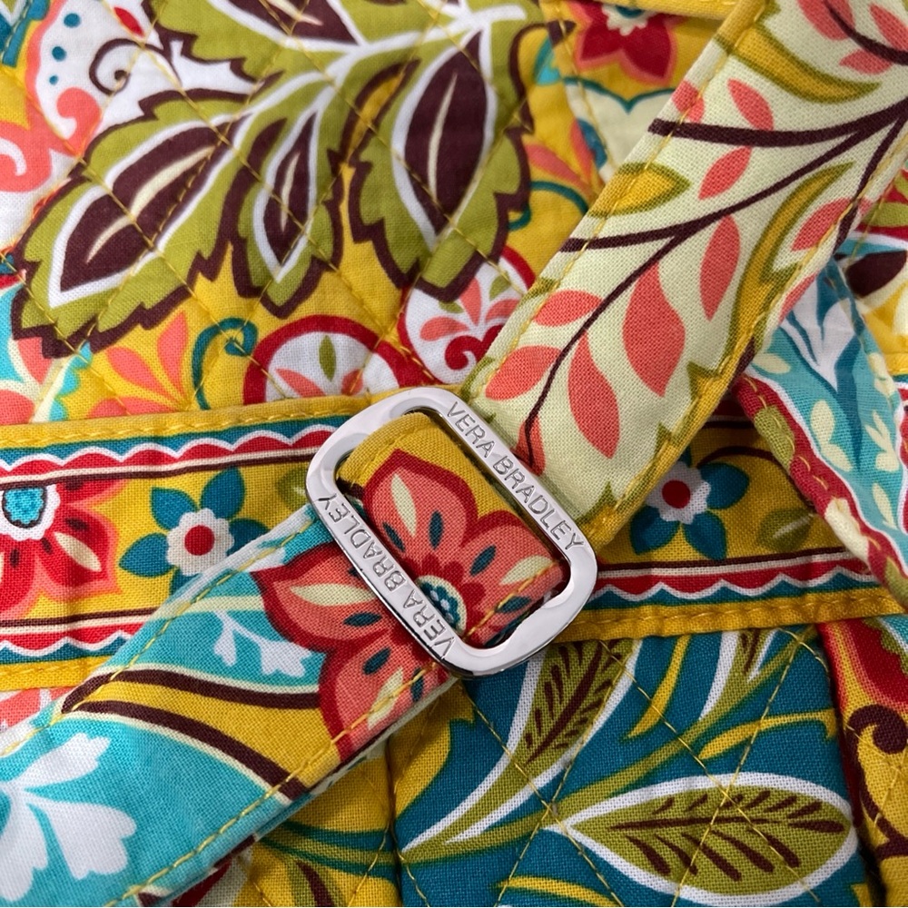 Vera Bradley Small Quilted Colorful Tote Bag With Pretty Floral Pattern - Picture 4 of 11